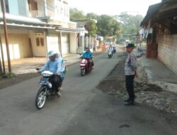 Pengaturan Lalu Lintas Pagi Hari, Bentuk Pelayanan Personel Polsek Tanjungkerta Polres Sumedang, Kepada Masyarakat