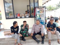 Sinergitas TNI – Polri, Dalam Kegiatan Sambang ke warga Desa cipanas Kec. Tanjungkerta