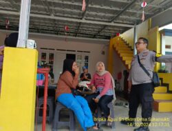 Aipda Tata Sasmita bersama Bripka Agus Sukmana Laksanakan Sambang Kamtibmas dan Dumas Keliling di Tanjungmedar dalam Rangka BEYOND TRUST PRESISI