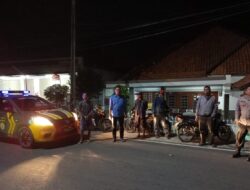 Meminimalisir Terjadinya tindak Kriminalitas pada Malam hari, Polsek Tomo laksanakan Patroli “Blue Light
