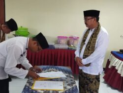 Camat Sukakarya, Hanief Zulkifli Memimpin Serah Terima Jabatan (Sertijab) di Aula Kantor Kecamatan Sukakarya 