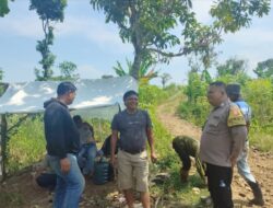 Bhabinkamtibmas Desa Tanjungmekar Sambangi Warga Desa Binaanya