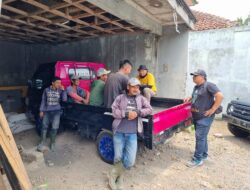 Giat sosialisasi Operasi Mantap Praja (OMP) Polsek Tanjungmedar Melaksanakan sosialisasi dan komunikasi dengan warga desa Sukamukti