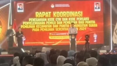 KPU Tanbu Gelar Rapat Koordinasi Kode Etik Pemilu 2025 dihadiri PPK dan PPS di Gedung Mahligai.