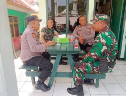 Sinergitas TNI – Polri,Ka Polsek Tanjungkerta Polsek Polres Sumedang Polda Jabar,sambangi Koramil Tanjungkerta jalin silaturahmi