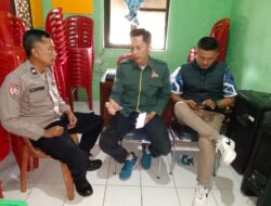 Bhabinkamtibmas Sambangi Warga Desa Sukamantri