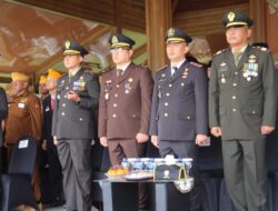 Dandim 0610/Sumedang Letkol Kav Christian Gordon Rambu M.Si(Han) Menghadiri Upacara Hari Pahlawan dilapangan PPS Sumedang