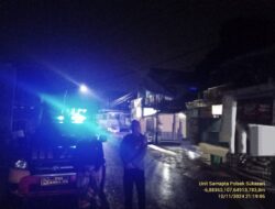 Anggota Unit Samapta Polsek Sukasari Laksanakan Patroli KRYD Blue Light / Malam hari di Wilayah Kecamatan Sukasari Kabupaten Sumedang