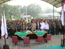 Netralis TNI di Wilayah Kodim 0610/Smd dalam pemilihan gubernur, wakil gubernur serta Bupati dan wakil Bupati, Dandim 0610/Smd memberikan materi penyuluhan hukum