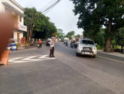 Pengaturan Lalu -lintas Sore Hari, Bentuk Pelayanan Polsek Tomo Kepada Masyarakat Pengguna Jalan Raya.