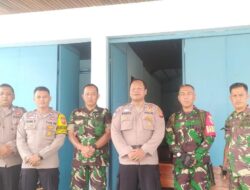 Kapolsek Sumedang Utara Laksanakan Monitoring Pengamanan Gudang Panitia Pemilihan Kecamatan (PPK) Sumedang Utara