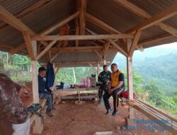 Polsek Tanjungmedar Bersama Dinas Kehutanan Kabupaten Sumedang Gelar Penanaman Pohon untuk Pelestarian Lingkungan