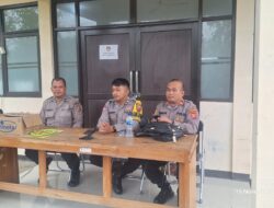 Kapolsek Tanjungkerta Melaksanaan Pengecekan Lokasi gudang logistik Pilkada 2024 di Kantor kecamatan Tanjungkerta Kab. Sumedang.
