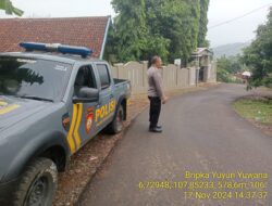 Antisipasi terjadinya C3 (Curas,Curat, dan Curanmor) Polsek Tanjungmedar Polres Sumedang Polda Jabar melaksanakan KRYD siang hari