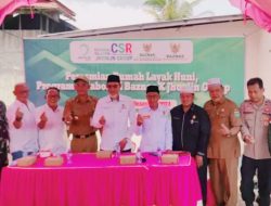 PT.JHONLIN Group Sosial Salurkan Bantuan Bedah Rumah dan Sembako untuk Masyarakat.