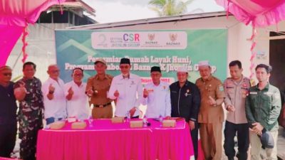 PT.JHONLIN Group Sosial Salurkan Bantuan Bedah Rumah dan Sembako untuk Masyarakat.