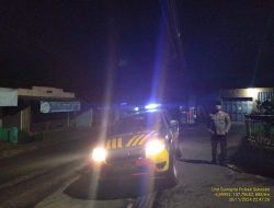 Anggota Polsek Sukasari Laksanakan Patroli KRYD Blue Light / Malam hari di Wilayah Kecamatan Sukasari Kabupaten Sumedang