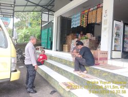 Bripka Yuyun Yuwana melaksanakan sambang/silatrahmi Kamtibmas dan dumas keliling dalam rangka BEYOND TRUST PRESISI