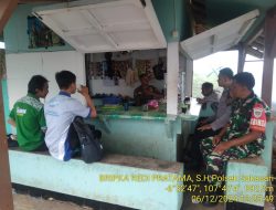 KAPOLSEK SUKASARI BESERTA ANGGOTA UNIT SAMAPTA MEMBERIKAN HIMBAUAN KAMTIBMAS SEBAGAI LANGKAH PREVENTIF DEMI TERCIPTANYA SITUASI KAMTIBMAS YANG KONDUSIF