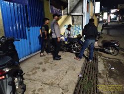 Anggota Polsek Sukasari Laksanakan Patroli KRYD Blue Light / Malam hari di Wilayah Kecamatan Sukasari Kabupaten Sumedang