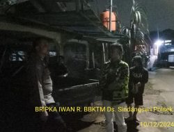 Anggota Polsek Sukasari Rutin Laksanakan Patroli KRYD Blue Light / Malam hari di Wilayah Kecamatan Sukasari Kabupaten Sumedang