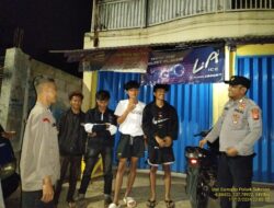 Anggota Polsek Sukasari Laksanakan Patroli KRYD Blue Light / Malam hari di Wilayah Kecamatan Sukasari Kabupaten Sumedang