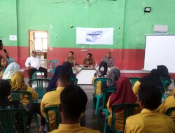 Kapolsek Tanjungmedar Laksanakan Pelatihan Peningkatan Kapasitas RT dan RW di Desa Sukatani