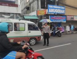 Minimalisir Pelanggaran Lalu Lintas, Unit Lantas Polsek Sumedang Utara Laksanakan Pengaturan Lalu Lintas Pelayanan Sore