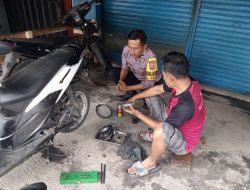 Bhabinkamtibmas Desa Sukamatri Sambangi Warga Desa Binaanya