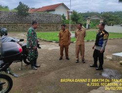 Untuk menjaga Sinergitas TNI/POLRI, Bhabinkamtibmas bersama Babinsa melaksnakan sambang/silaturahmi Kamtibmas