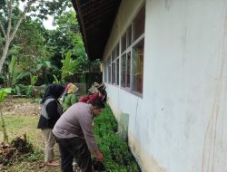 Bhabinkamtibmas Polsek Tanjungkerta Ajak Masyarakat Tanam Ketahanan Pangan