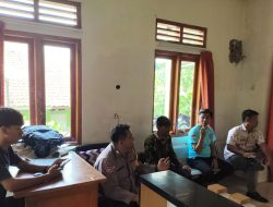 Bhabinkamtibmas Sambangi Warga Desa Kertaharja