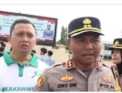 Kapolres Sumedang Memberikan Apresiasi Kepada 7 Pelajar Setelah Berhasil Menggagalkan Upaya Kabur Narapidana dari Lapas Kelas IIB Sumedang