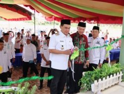 Bupati Tanah Bumbu Zairullah Resmikan Kantor Kecamatan Teluk Kepayang