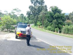 Antisipasi terjadinya C3 (Curas,Curat, dan Curanmor) Polsek Tanjungmedar Polres Sumedang Polda Jabar melaksanakan KRYD siang hari