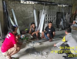 Bripka Dani Santika bersama Bripda Diwan melaksanakan sambang/silatrahmi Kamtibmas dan dumas keliling dalam rangka BEYOND TRUST PRESISI