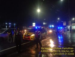 Anggota Polsek Sukasari Rutin Laksanakan Patroli KRYD Blue Light / Malam hari di Wilayah Kecamatan Pamulihan Kabupaten Sumedang