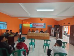 Bhabinkamtibmas Desa Genteng Melaksanakan Giat Sambang Dan Silaturahmi Kepada Warga masyarakat
