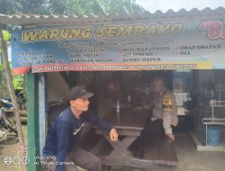 Bhabinkamtibmas Sambangi Warga Desa Gunturmekar