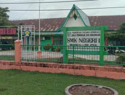 Kepala Sekolah SMKN 1 Bengkulu Selatan Alergi Wartawan, Dugaan Korupsi Semakin Terasa