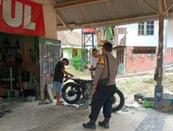 Aipda Edi Hidayat bersama Bripka Agus Sukmana Laksanakan Silaturahmi Kamtibmas dan Dumas Keliling dalam Rangka BEYOND TRUST PRESISI.