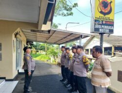 Kapolsek Tanjungkerta Pimpin Apel Kesiapan Pengamanan Antisipasi Gangguan Kamtibmas Menjelang Liburan Isra Mi’raj dan Tahun Baru Imlek 2025