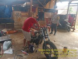 Bripka Ade Mulyana sambangi warga masyarakat