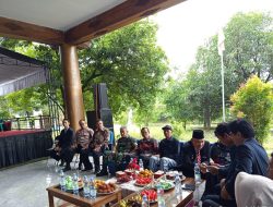 Kapolsek Tomo Menghadiri Kegiatan Grand Louncing PT IDN dan Lembaga Pelatihan Kerja (LPK) Galuh Essa International College / Gaesi.