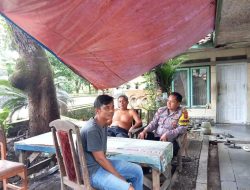 Bhabinkamtibmas Polsek Tomo Sambang Silaturahmi Warga Binaan Desa Karyamukti