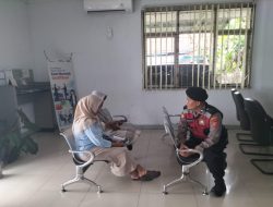 Samapta Polsek Tomo Tingkatkan Keamanan dan Kenyamanan dengan Patroli Jalan Kaki.