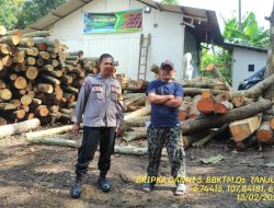 Bripka Dani Santika sambangi Warga masyarakat