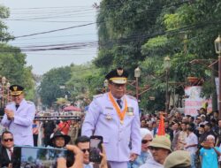 Bupati Majalengka Eman Suherman Sampaikan Orasi Perdana di hadapan Ribuan Masa.
