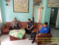 Silaturahmi Kapolsek Tanjungmedar Iptu Gungun Wagiman dengan Kepala Desa Tanjungwangi Bpk. Mamat Rahmat untuk Meningkatkan Kamtibmas selama Bulan Ramadhan