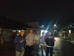 Anggota Polsek Sukasari Laksanakan Patroli KRYD Blue Light / Malam hari di Wilayah Kecamatan Sukasari Kabupaten Sumedang